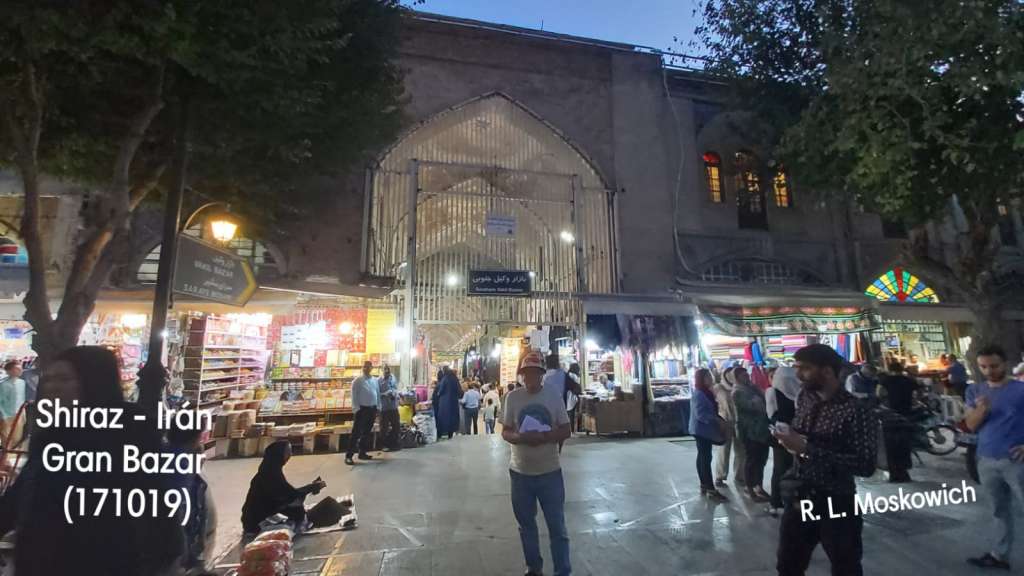 Visitas a las ciudades de Yazd, Pasargad y Shiraz ("La ciudad de las flores,los poetas y el vino")