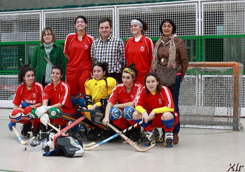 «Nos gustaría dedicar el título a las niñas que juegan al hockey en Galicia» Carlos Parga (Entrenador del Borbolla Femenino)