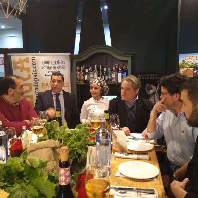 Patatas y grelos en la Gastroteca