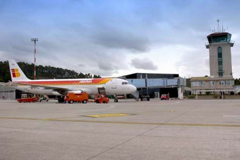 El Aeropuerto de La Coruña, el que más creció de Galicia, en pasajeros, durante el mes de abril