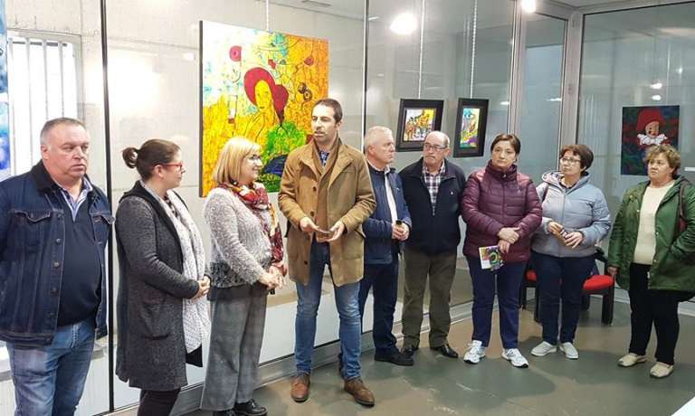 Ecos de la exposición “Sentimientos Expresivos”, de Novais, en el Ayuntamiento de Cervo (Lugo)