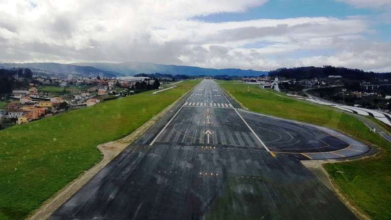 El Aeropuerto de La Coruña lleva casi dos años y medio de imparable aumento de pasajeros