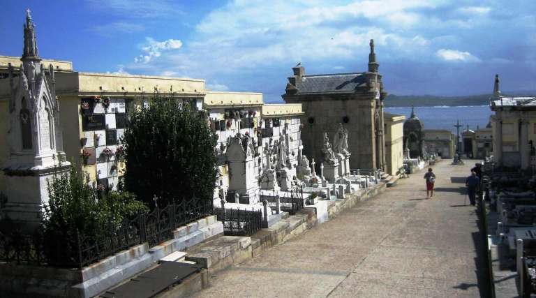 Siguen las peticiones para visitar el espectacular Cementerio marino de San Amaro, en La Coruña