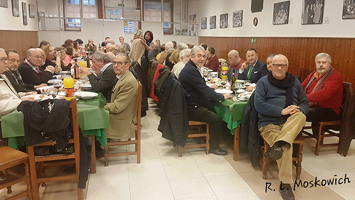 Exitosa comida de Caballeros de María Pita, a favor de la Cocina Económica de La Coruña
