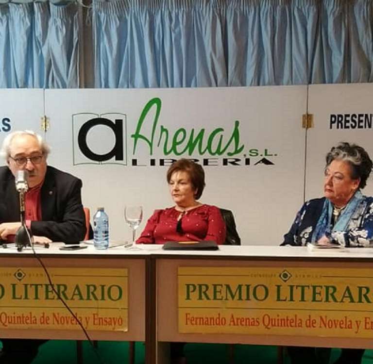 Tarde literaria en Arenas