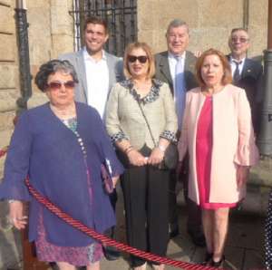 Un año más la Coruña y las meigas de S. Juan homenajean a la Bandera de España