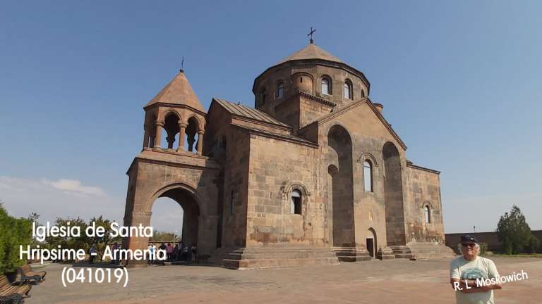 Visitas al Monasterio de Khor Virap, Ruinas de Zvarnots, Santa Hripsime, y Echmiadzin