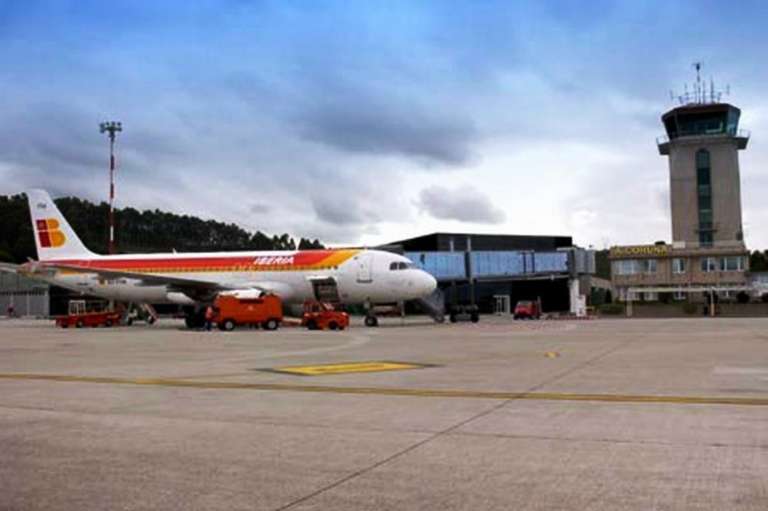 El Aeropuerto de La Coruña batirá este año su récord histórico en el transporte de pasajeros